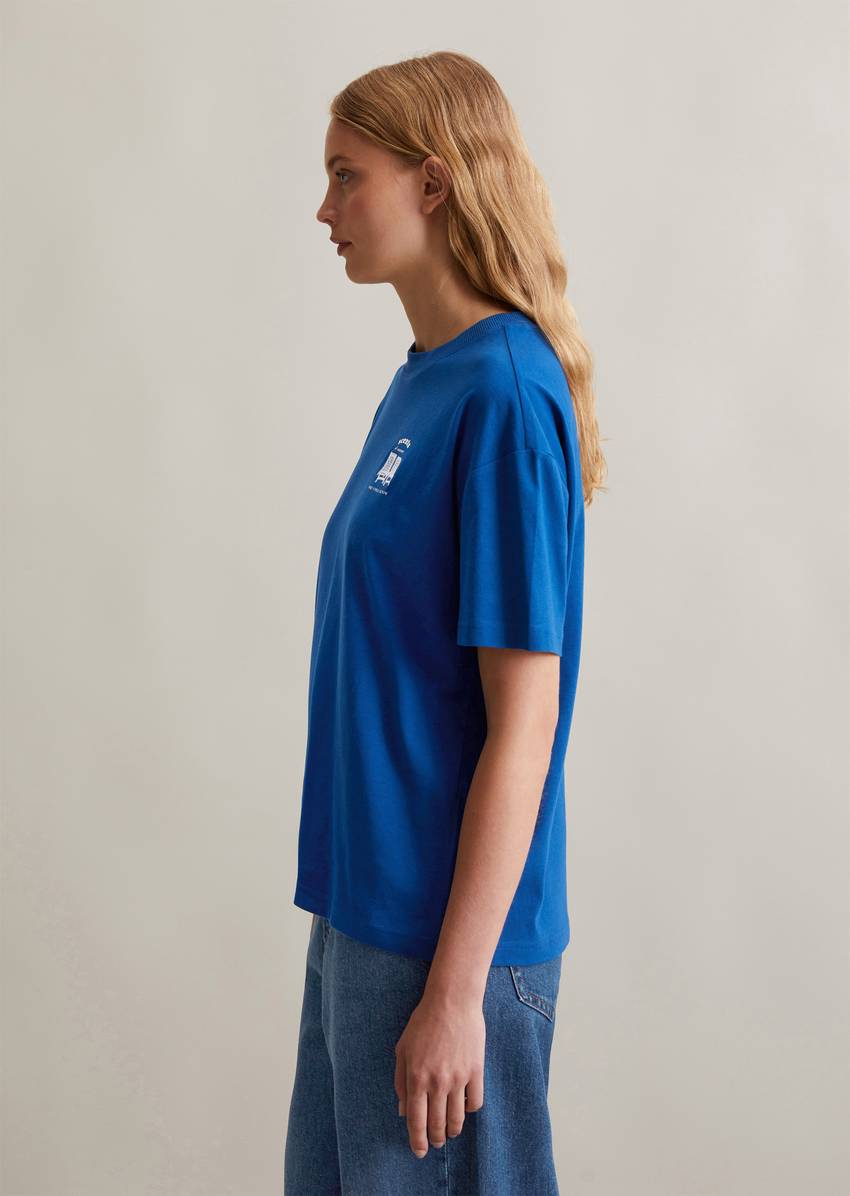 Basic relaxed T-shirt made from organic cotton