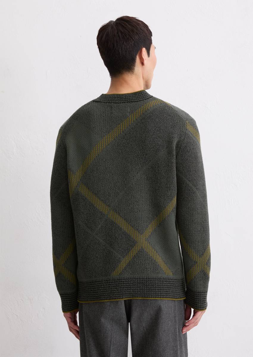 Sweater regular with color and texture mix