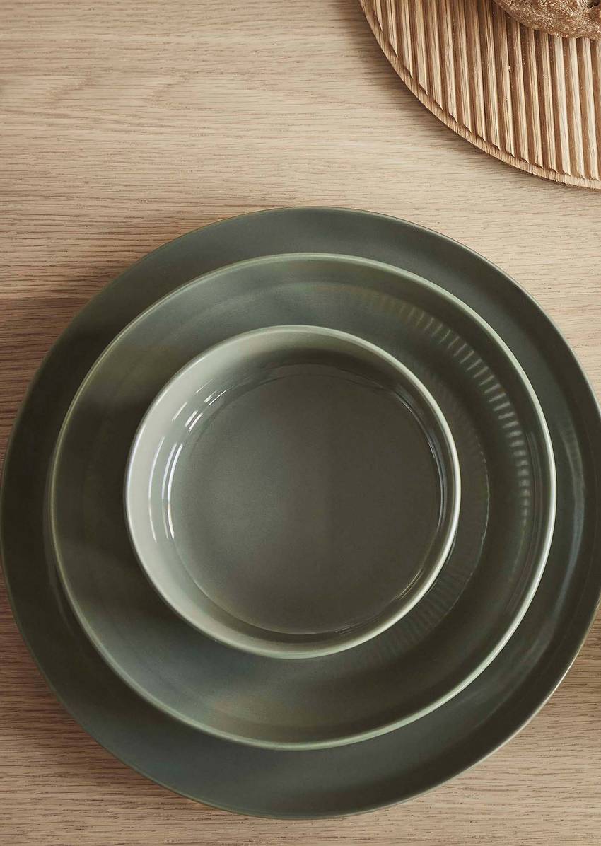 Small Bowl Model Moments in set of 4