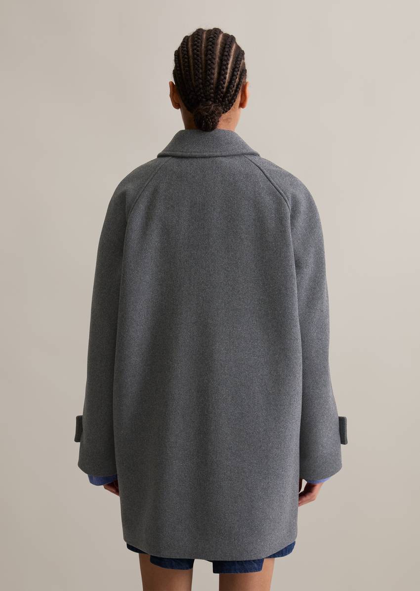Relaxed short coat with recycled wool