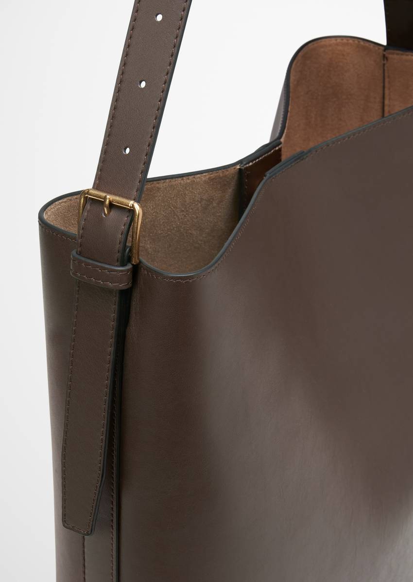 Hobo bag medium with removable inner pouch