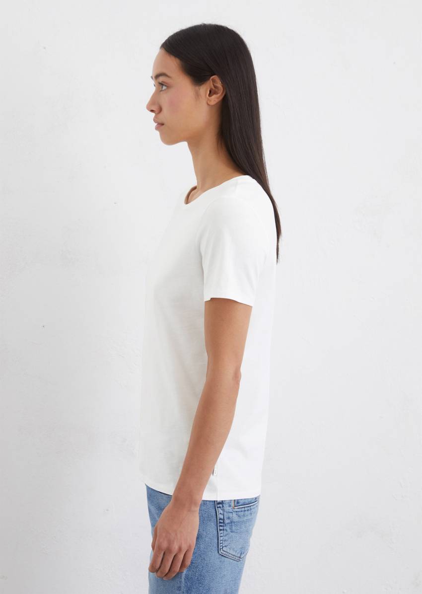 Round neck T-shirt, regular fit made from organic cotton singe jersey