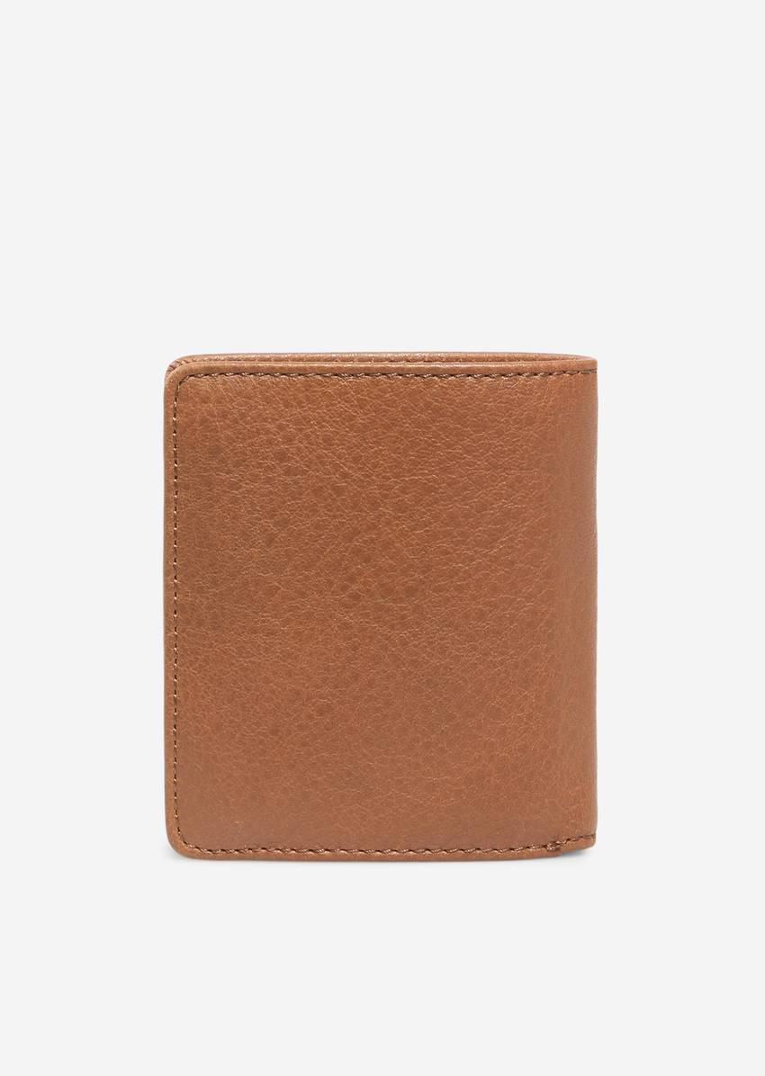 Wallet made of high-quality leather material