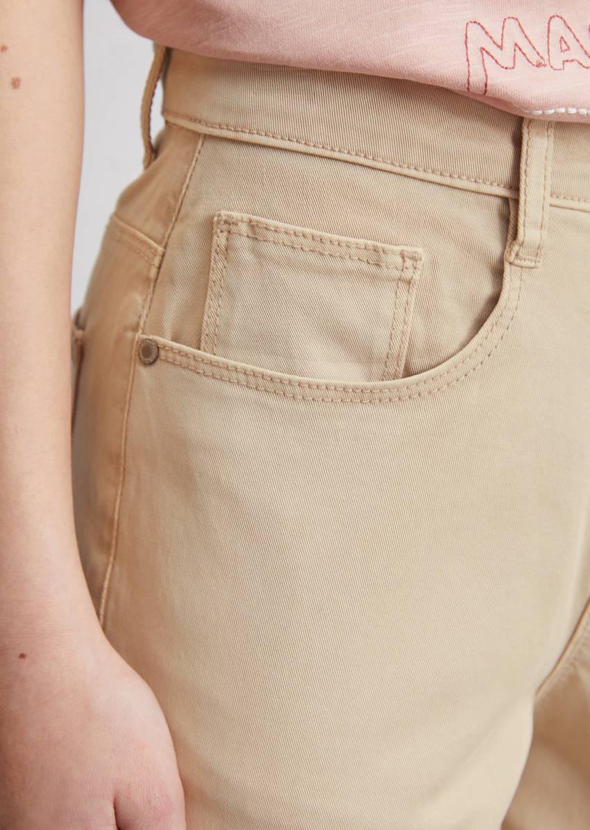 TEENS-GIRLS Shorts made from an organic cotton blend