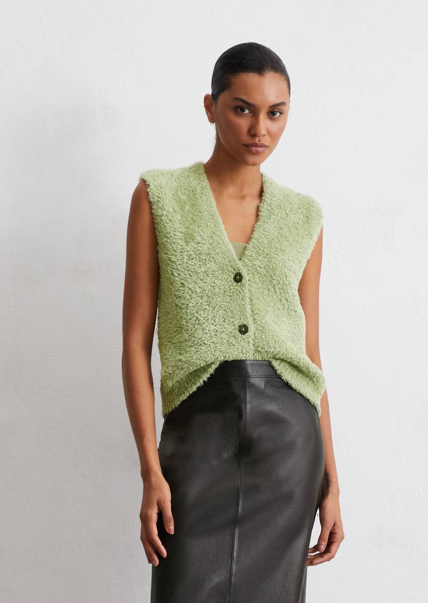 Fuzzy knit vest regular made from fluffy cotton yarn