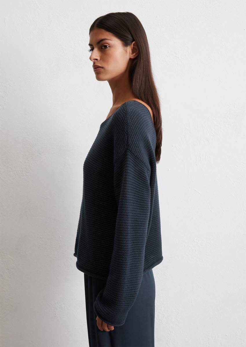 DfC oversize sweater made from organic cotton