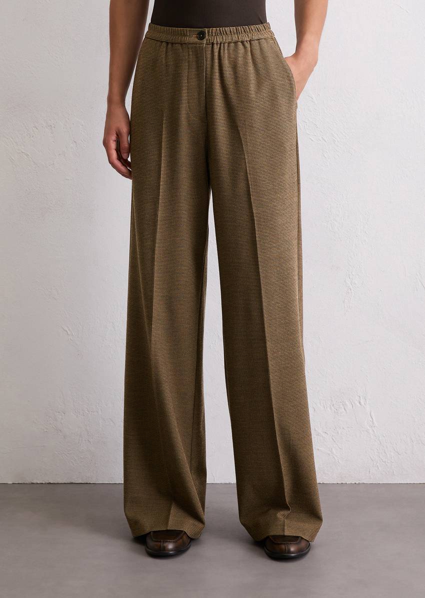 Checked jogger pants relaxed with yarn-dyed check pattern