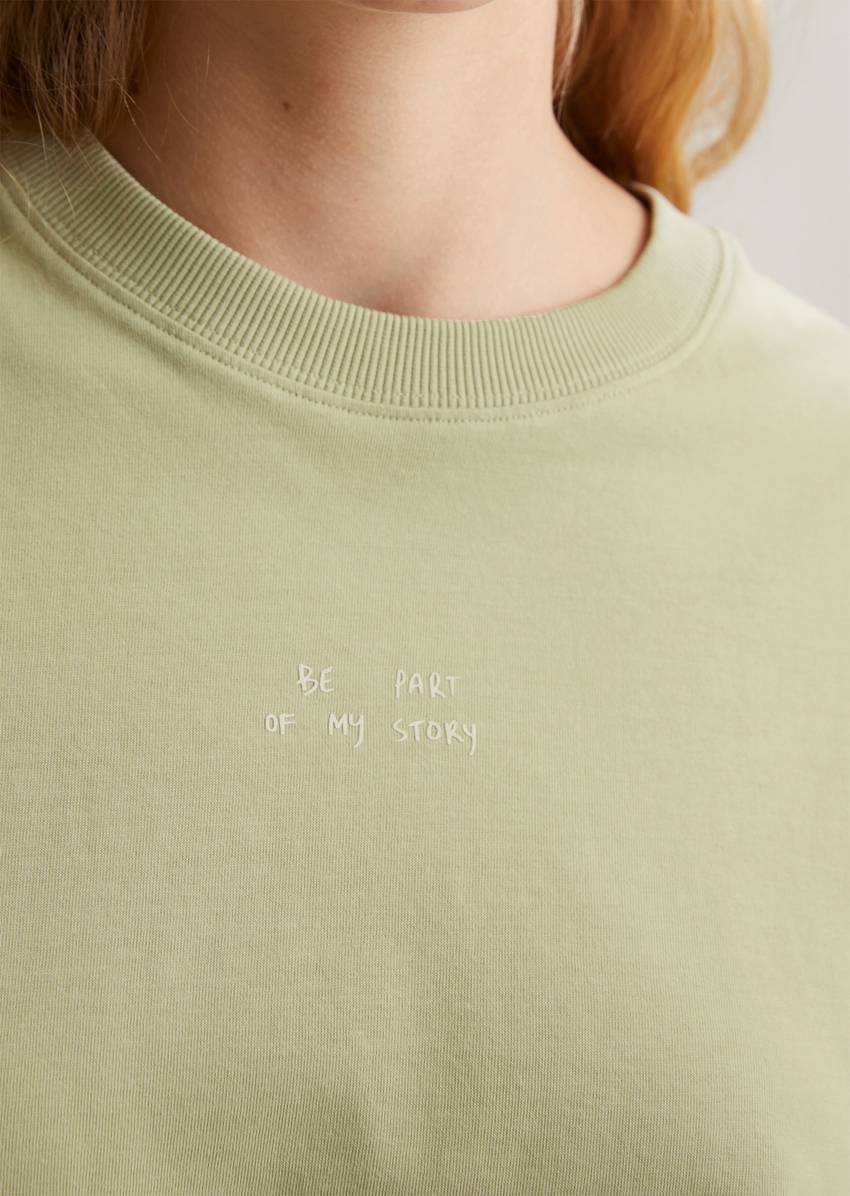 Basic relaxed T-shirt made from organic cotton