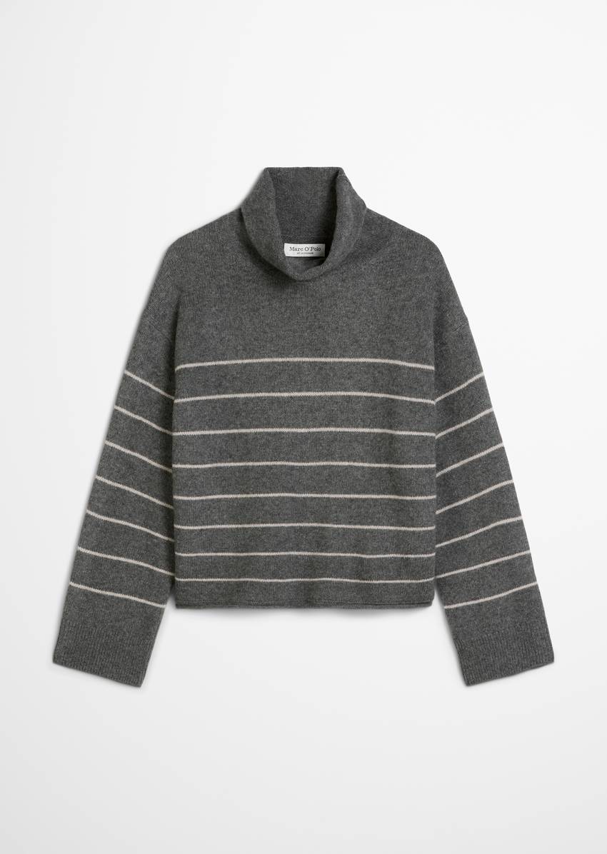 Striped turtleneck sweater relaxed made from a soft merino wool blend