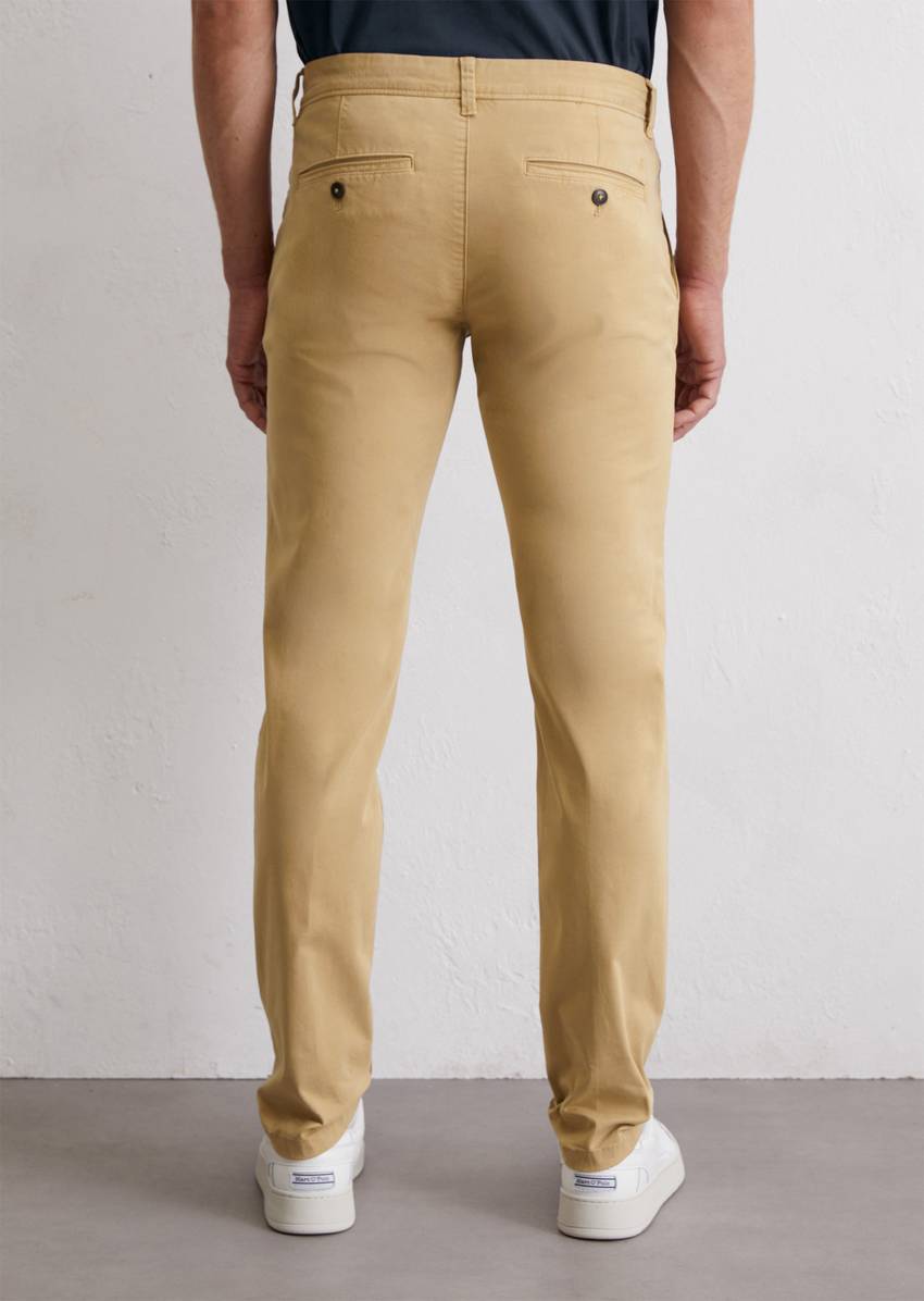 Chino model Stig shaped made from an organic cotton blend
