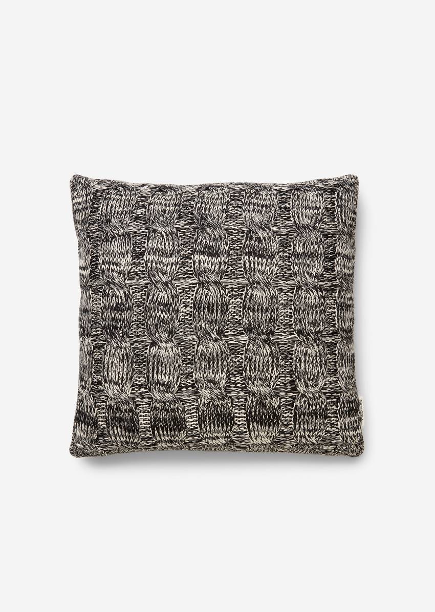 Decorative cushion model Ainaa made from pure organic cotton