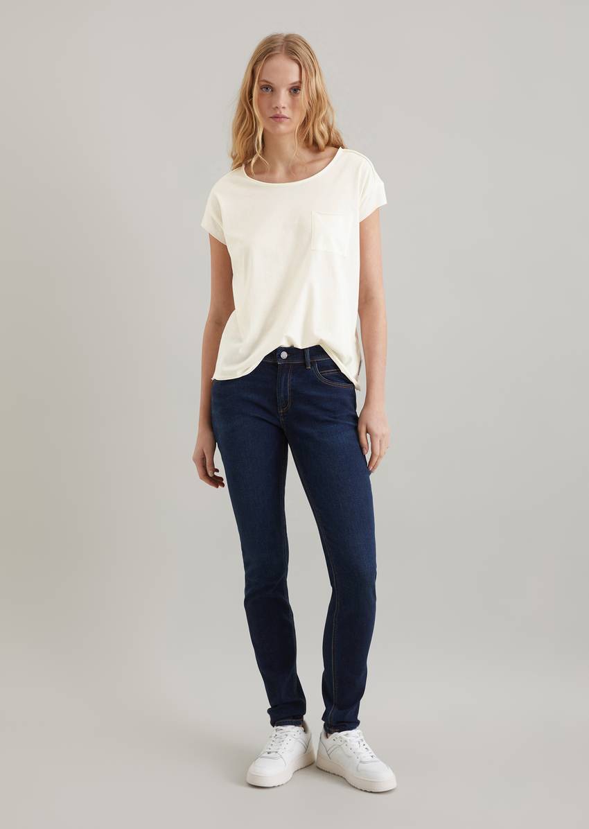 Relaxed T-shirt made of organic cotton