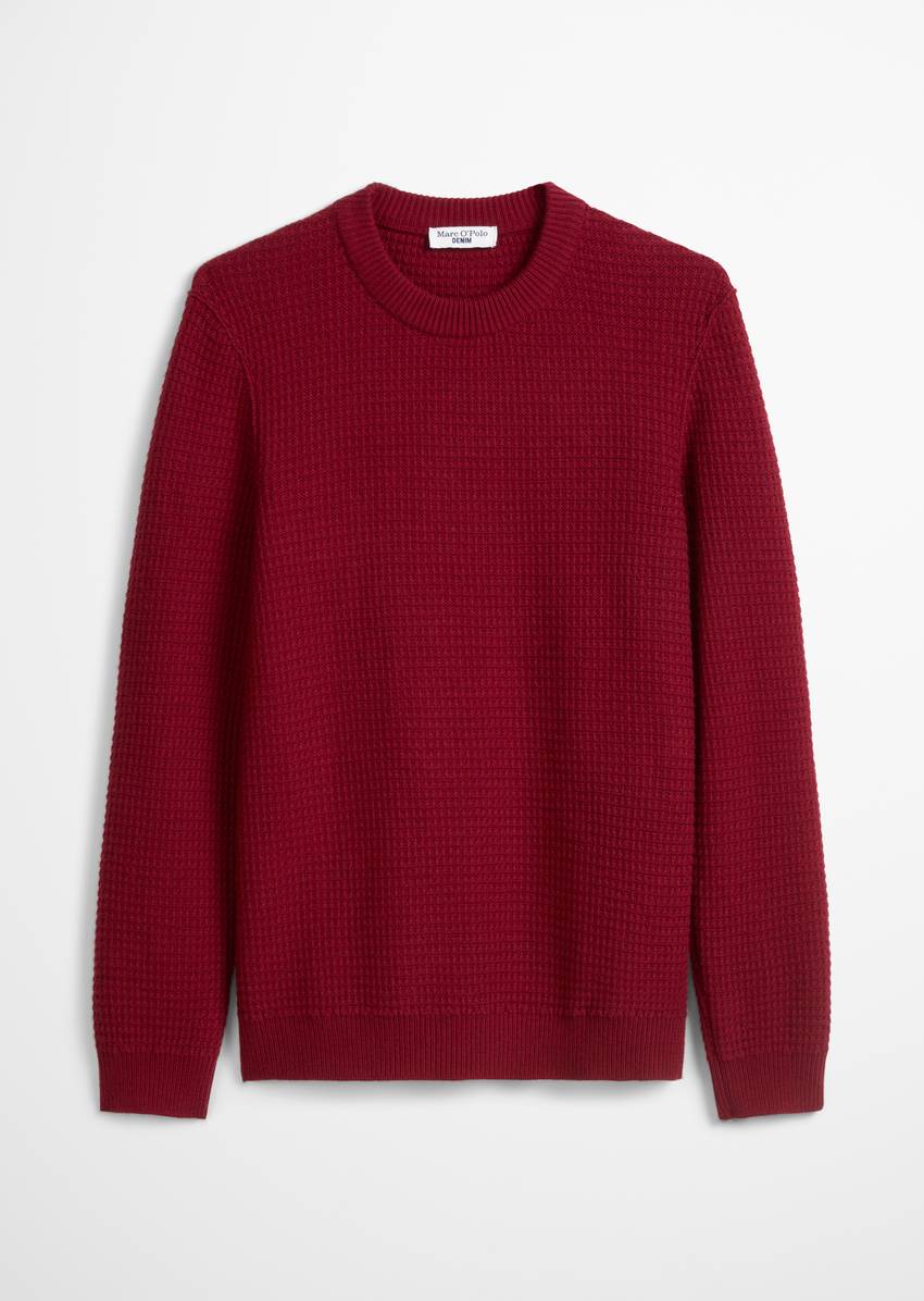 Wool sweater relaxed with a striking structure
