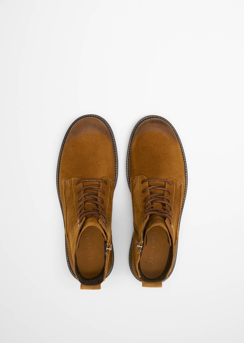 Lace-up boots made from soft suede cowhide