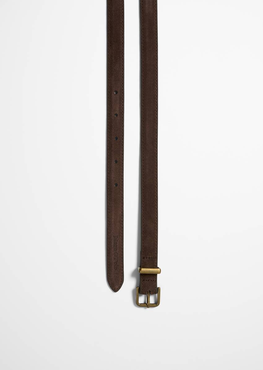 Belt with robust metal belt loop