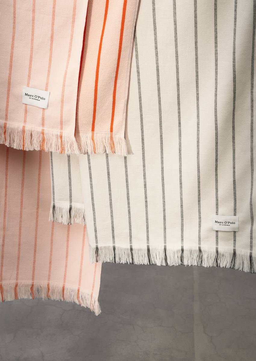 Hamam towel model Ailis with terry cloth backing