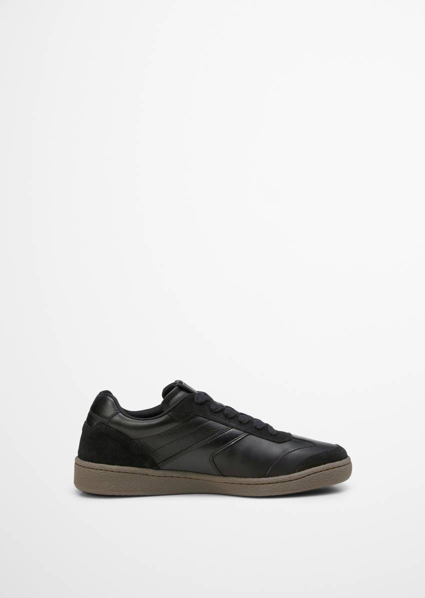 Sneaker made from fine cowhide