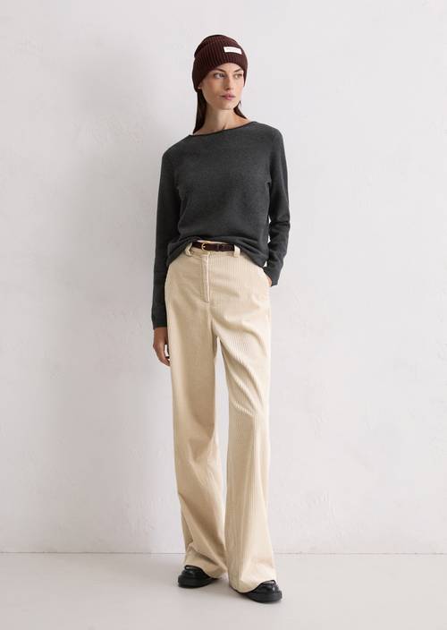 Basic knitted sweater regular made from a soft cotton/virgin wool blend