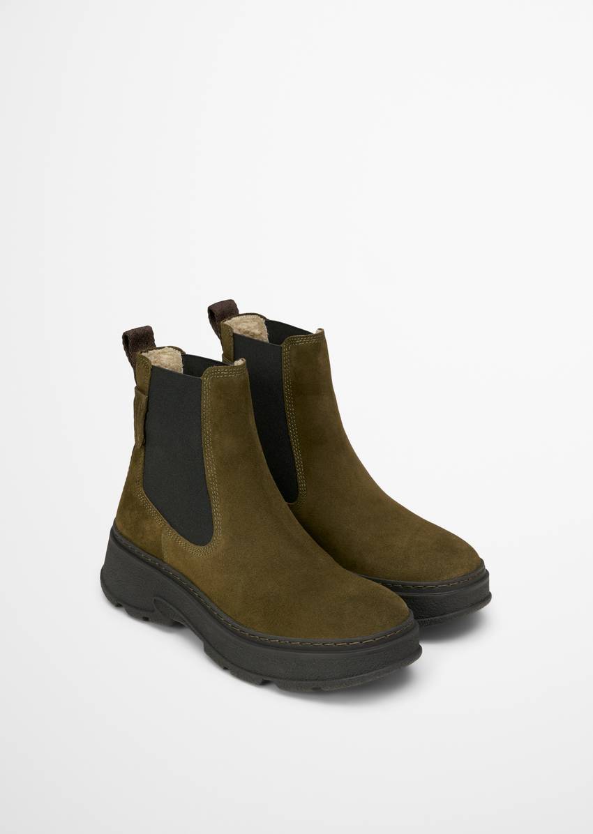 Chelsea boot model Elisa with lightweight TR outsole