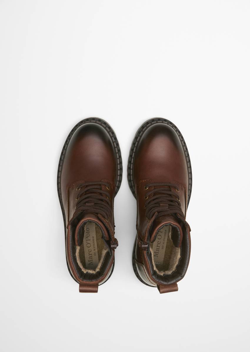 Lace-up boots model Philomena with inside zipper