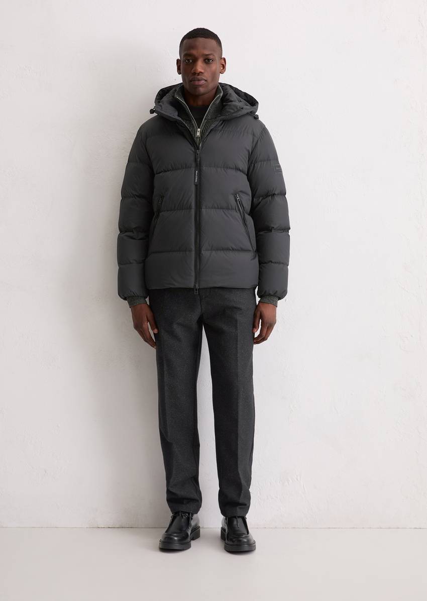 Regular puffer down jacket with detachable hood