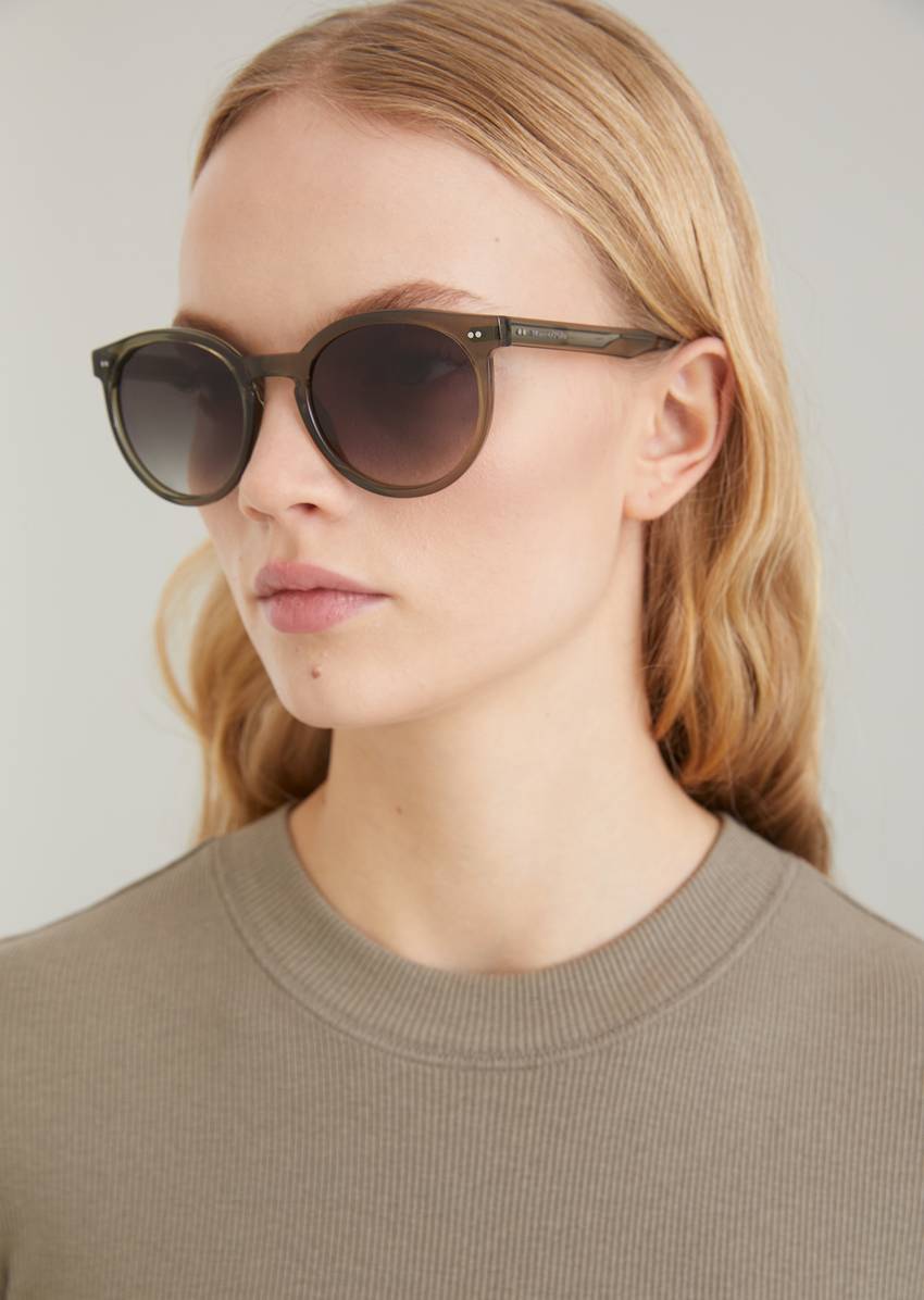 Unisex sunglasses in panto style