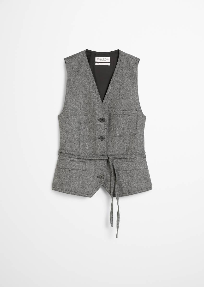 Tweed vest fitted made from a virgin wool mix
