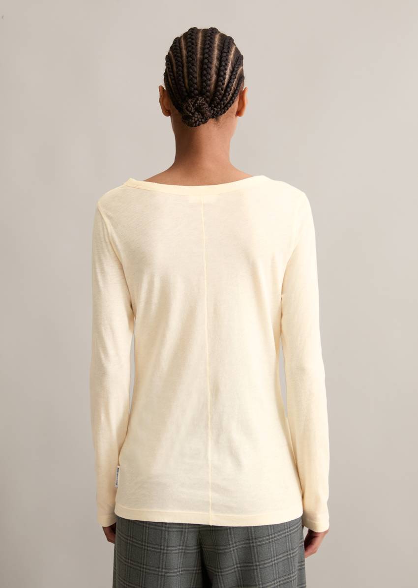 DfC longsleeve slim made from particularly soft slub jersey