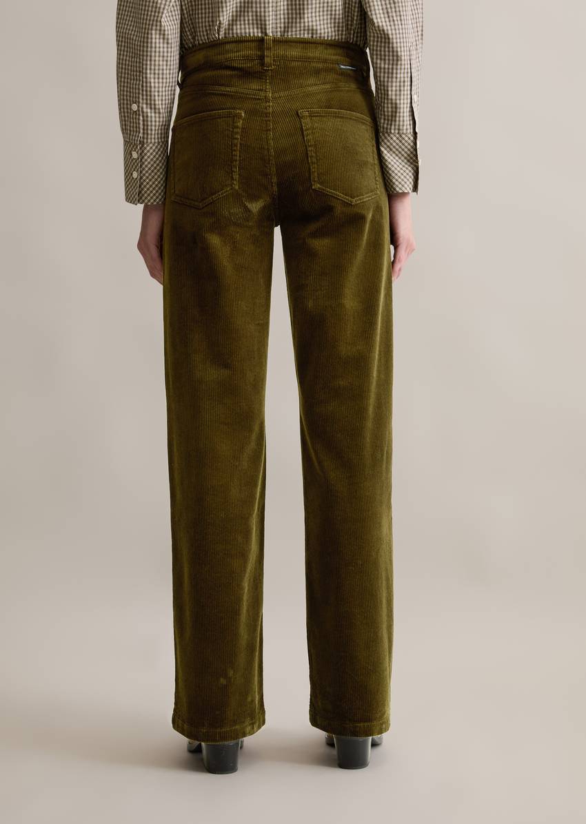 Corduroy pants model Tomma wide made from a stretchy organic cotton blend