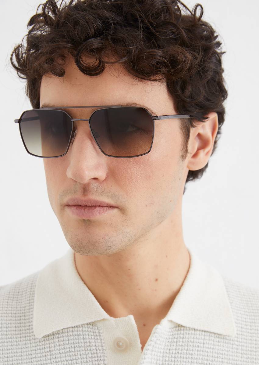 Men's sunglasses Made of lightweight metal