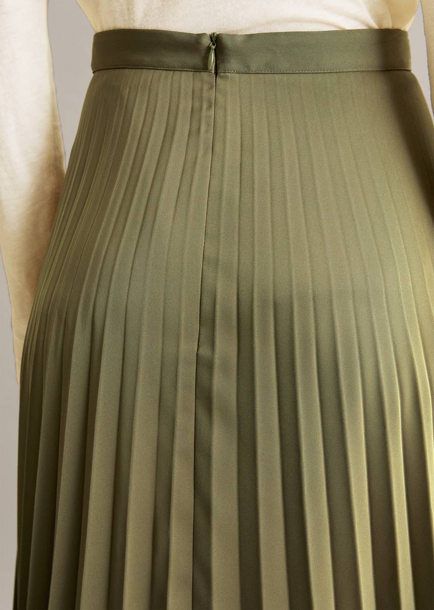 Pleated skirt A-Shape made from recycled polyester