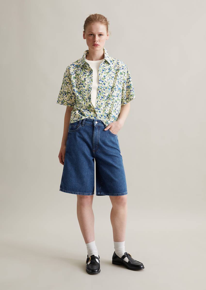 Relaxed print short-sleeved blouse made from LENZING™ ECOVERO™ mix