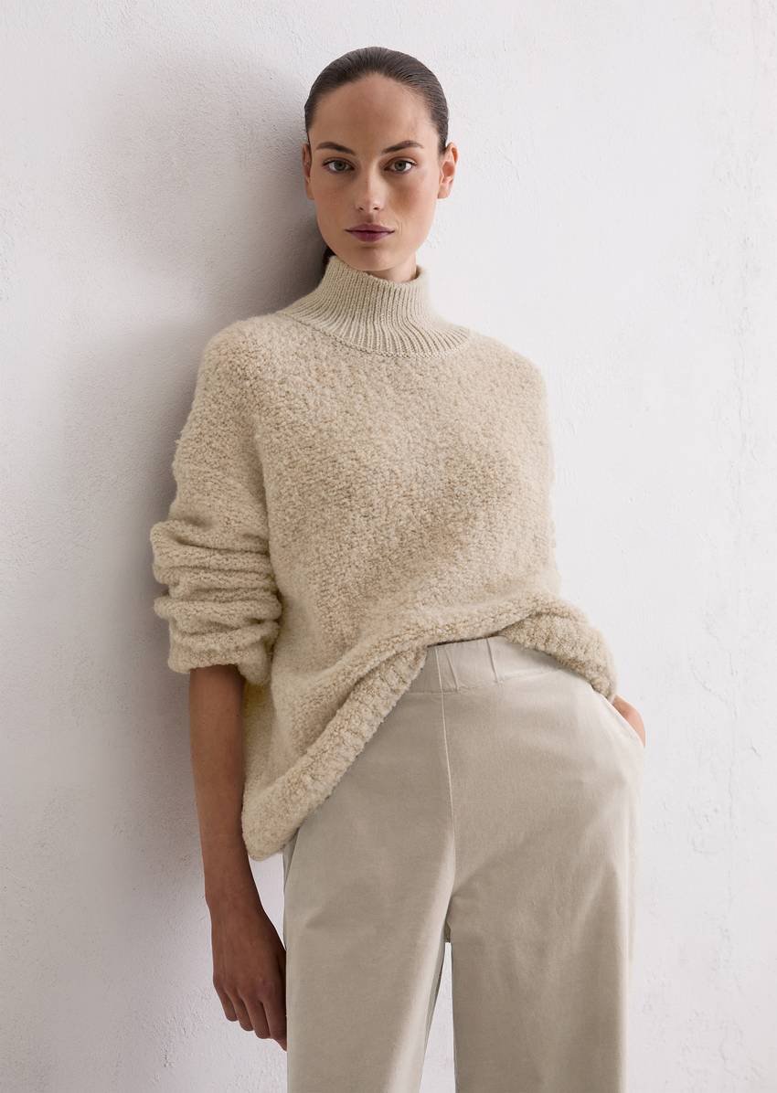 Bouclé sweater regular made from a virgin wool/alpaca wool mix