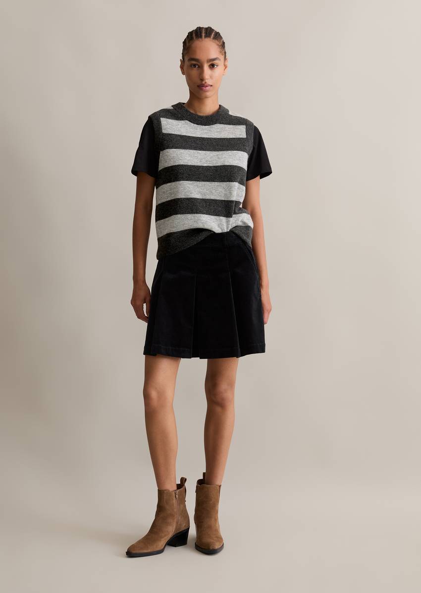 Regular striped sweater made from a soft virgin wool blend