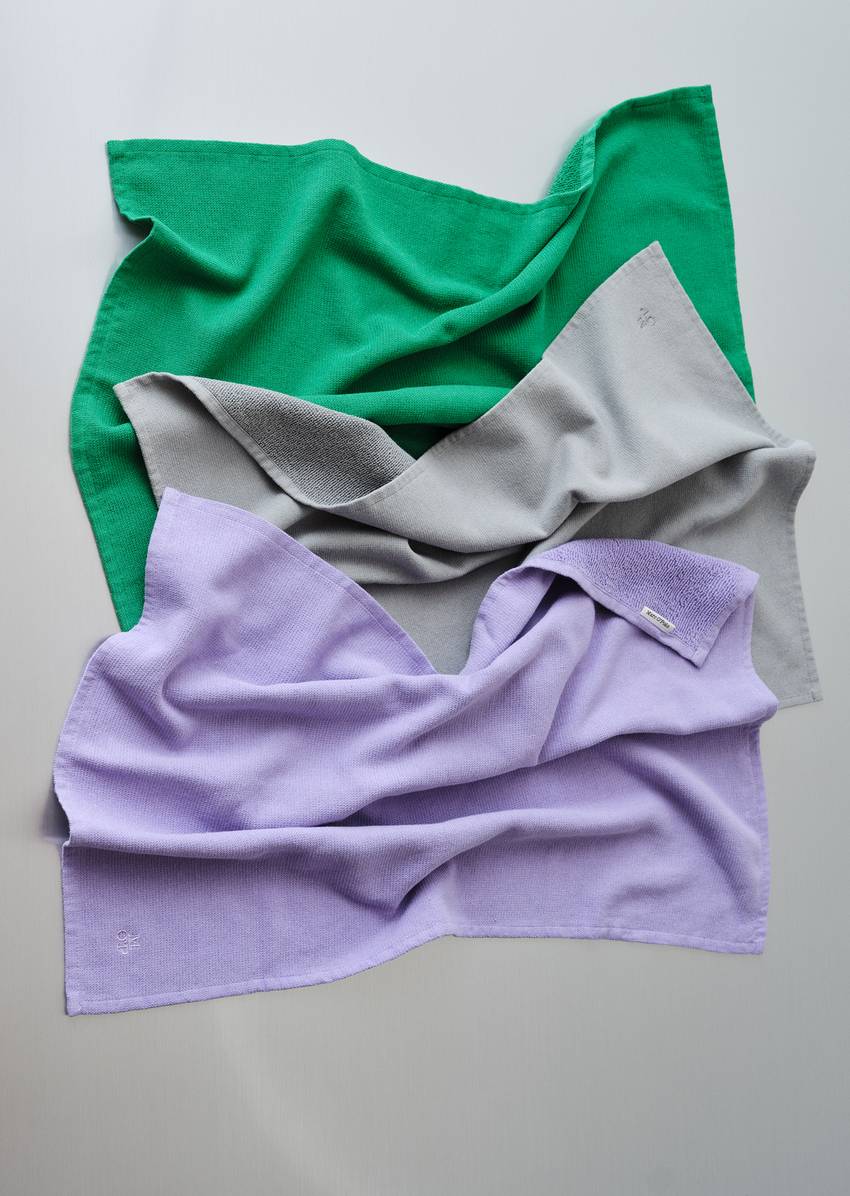 Kitchen towel with extra soft back