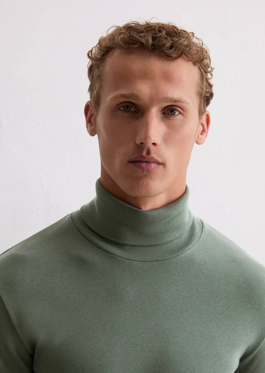 DfC Longsleeve shaped with turtleneck