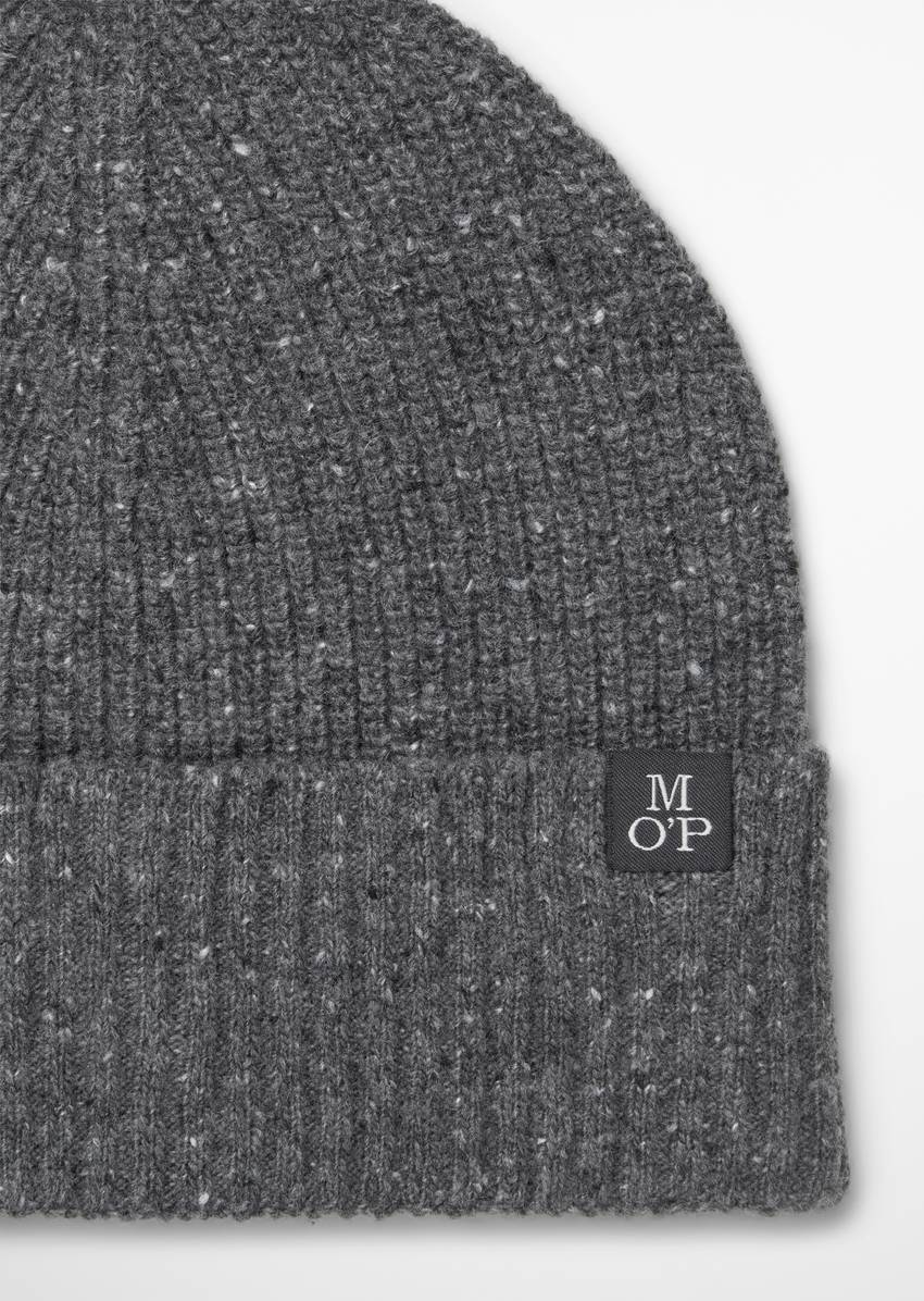 Cap made from a recycled dobby wool mix