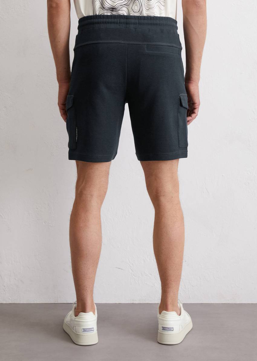 Cargo jersey shorts made from organic cotton with structure