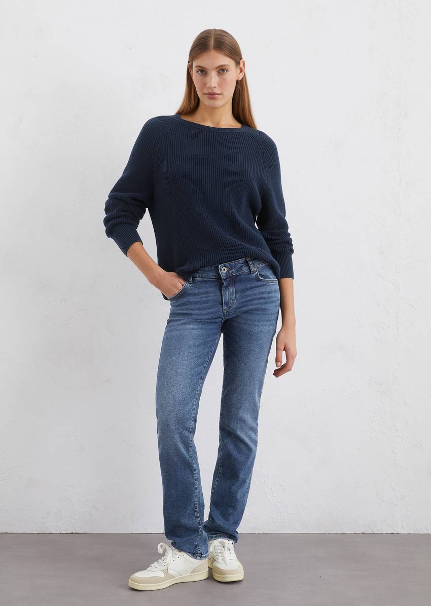 Round neck sweater loose Made of heavy-weight organic cotton