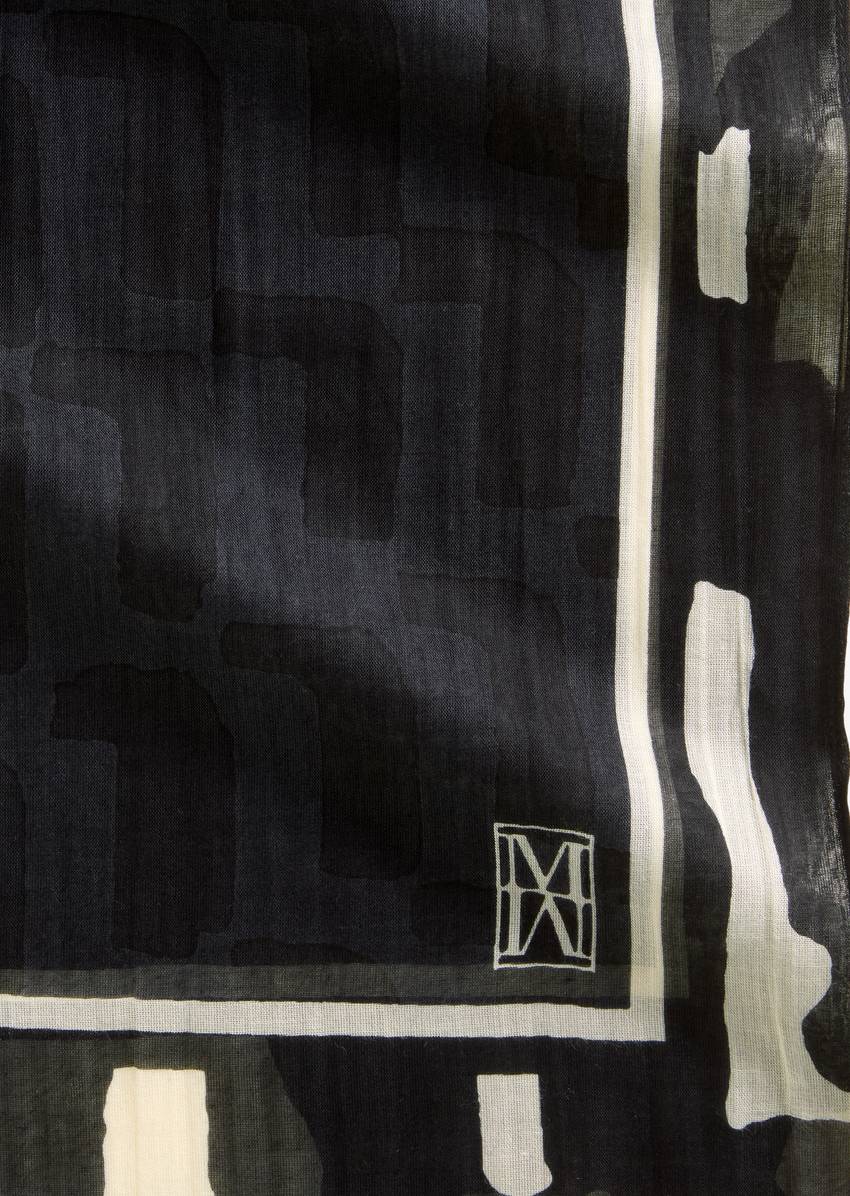 Scarf with all-over print with TENCEL™ Lyocell