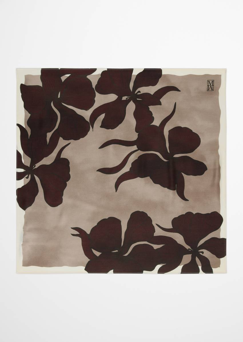 Shawl made from soft satin