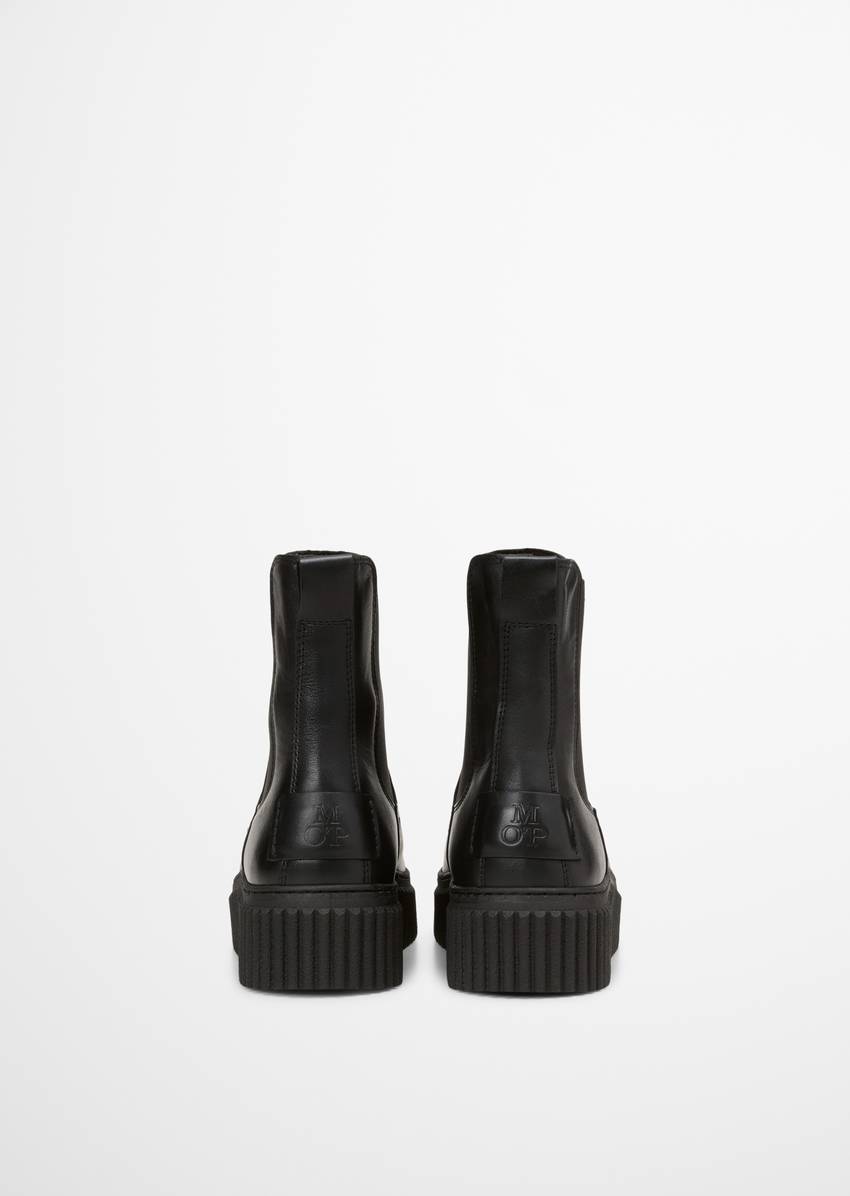 Short shaft boots model Bianca made from fine cowhide