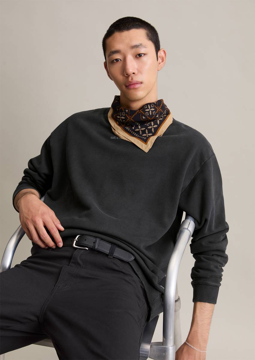 Relaxed sweatshirt made from soft-touch organic cotton