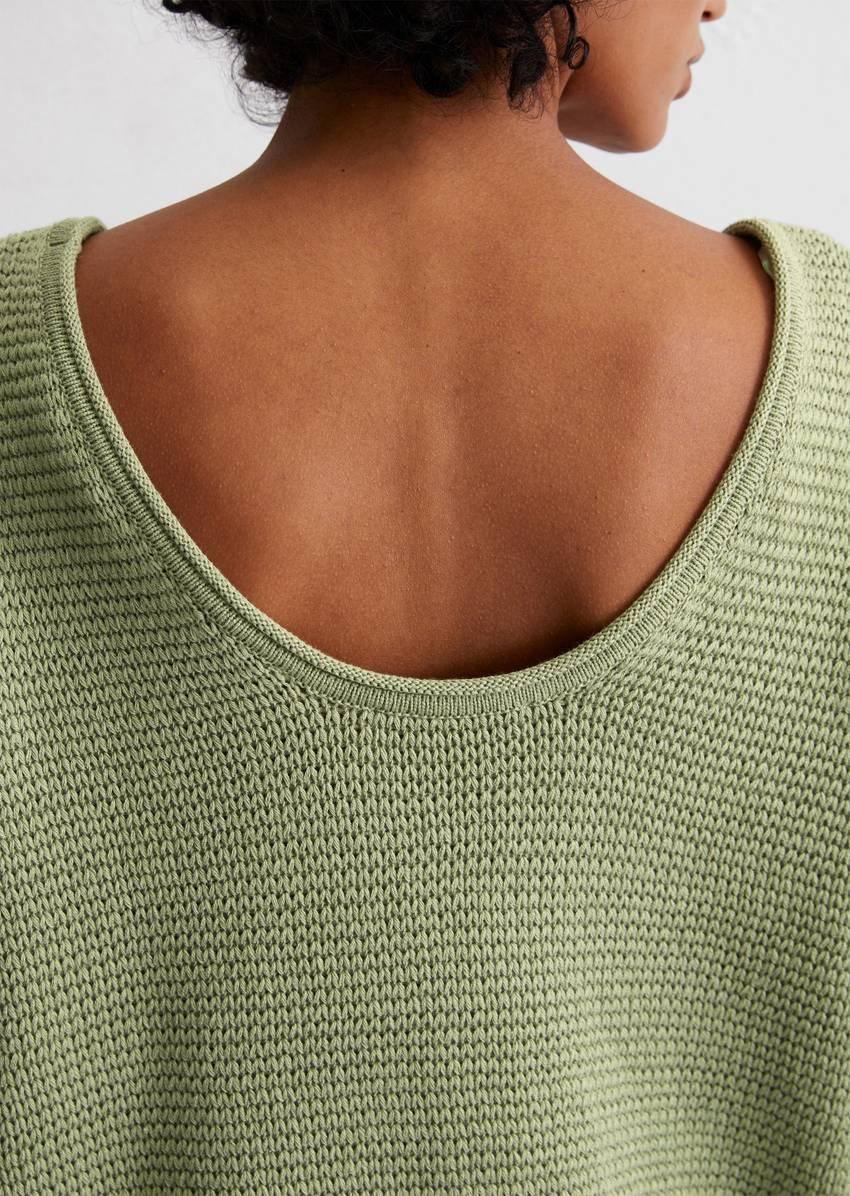 DfC oversize sweater made from organic cotton