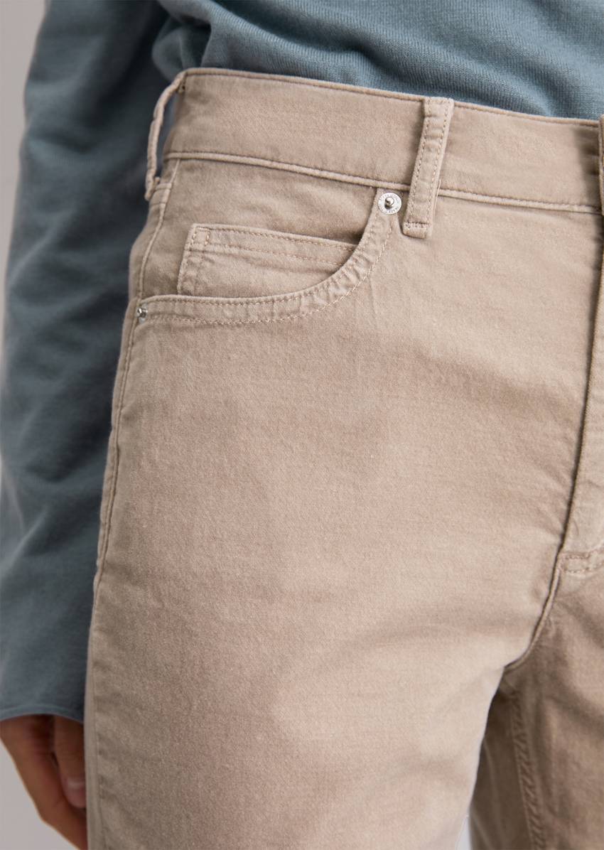 Velvet pants model Alkea slim made from an organic cotton stretch blend