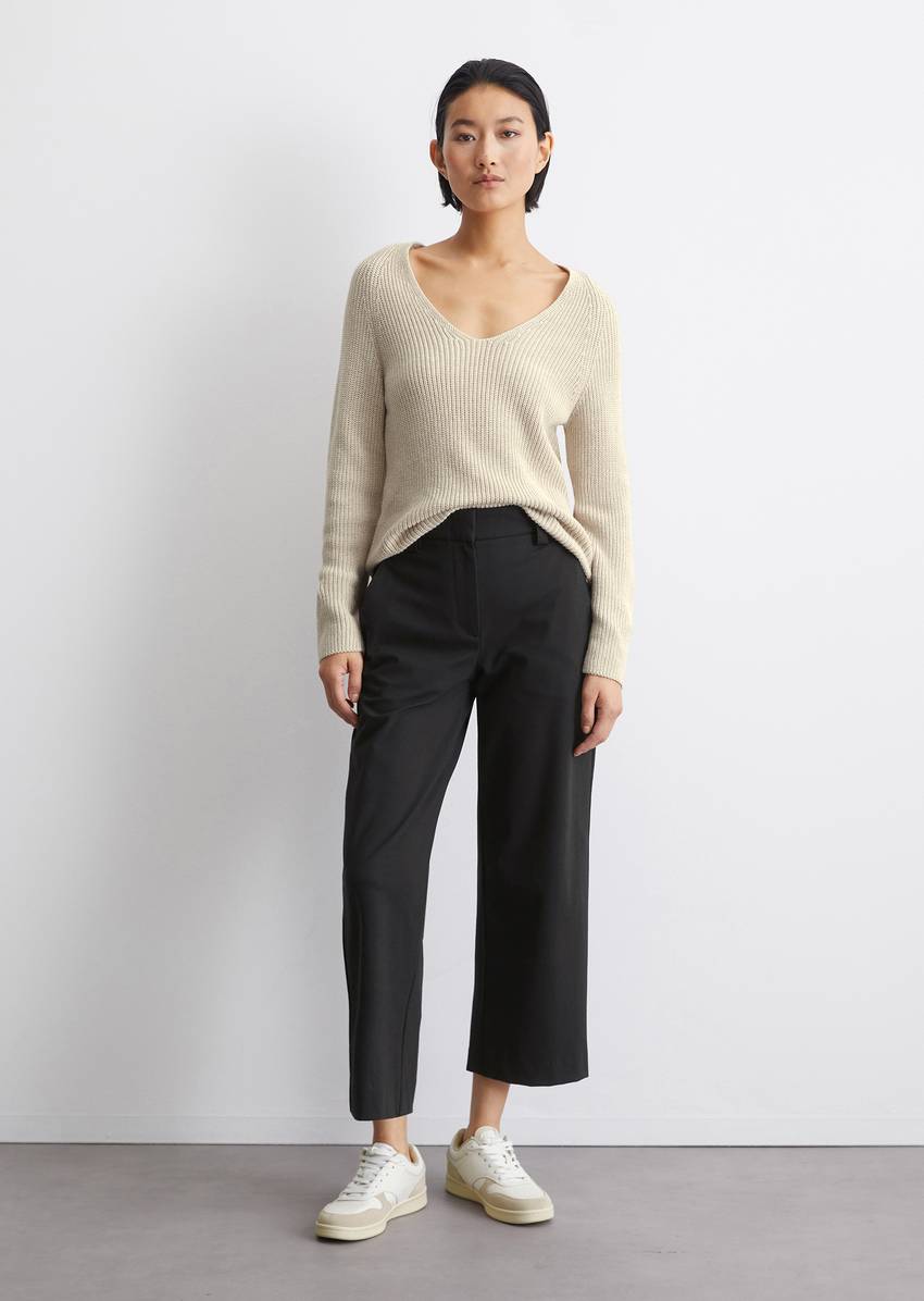 Sweater regular made from an organic cotton fabric