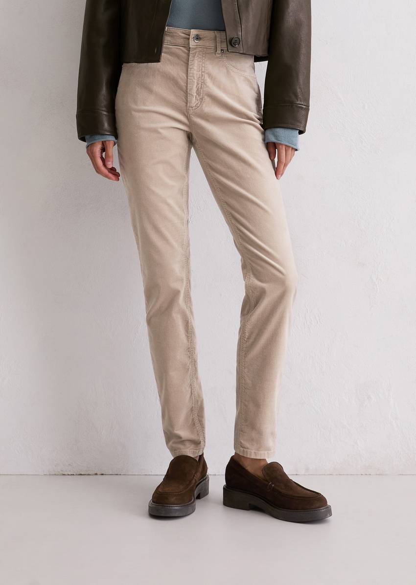 Velvet pants model Alkea slim made from an organic cotton stretch blend