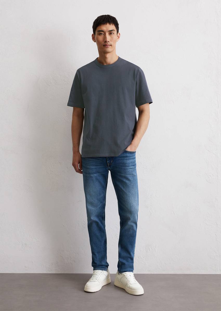 Jeans model Sjöbo shaped made from a stretchy organic cotton blend