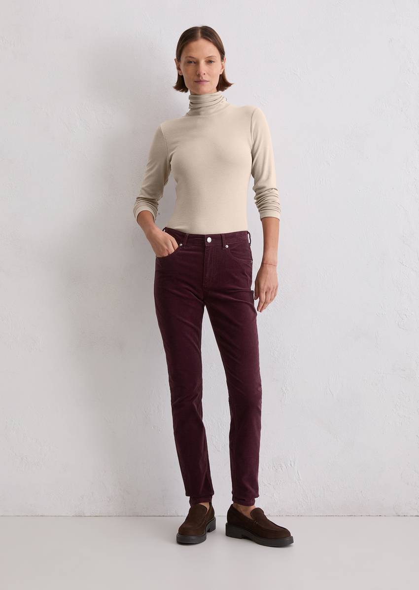 Velvet pants model Alkea slim made from an organic cotton stretch blend