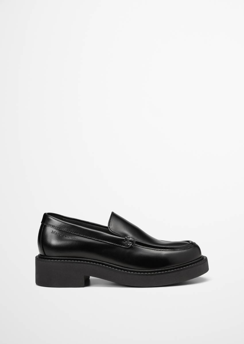 Loafer made from fine cowhide